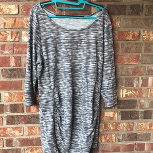 Grey//Black maternity 3/4 sleeve shirt